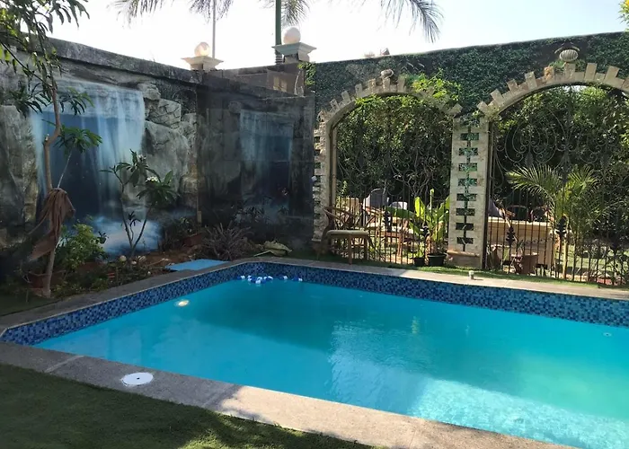Trio Villa With Coverable Private Pool In Compound Near Mall Of Egypt